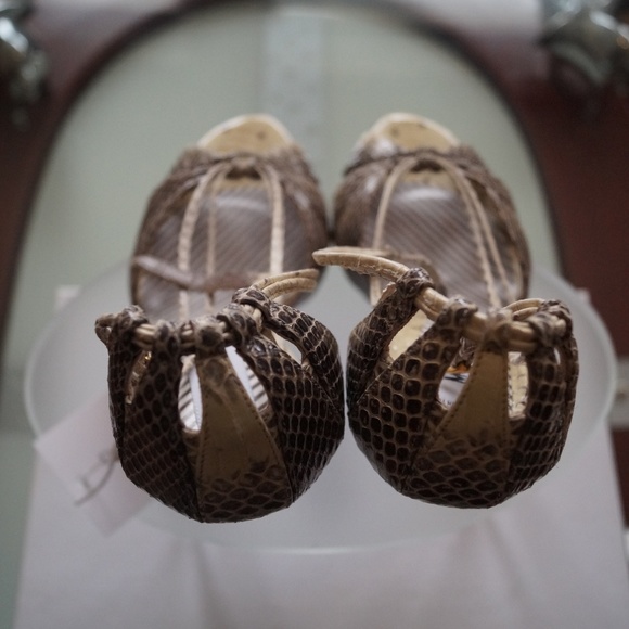 MOSCHINO Shoe Size 6 NWB - Picture 4 of 8